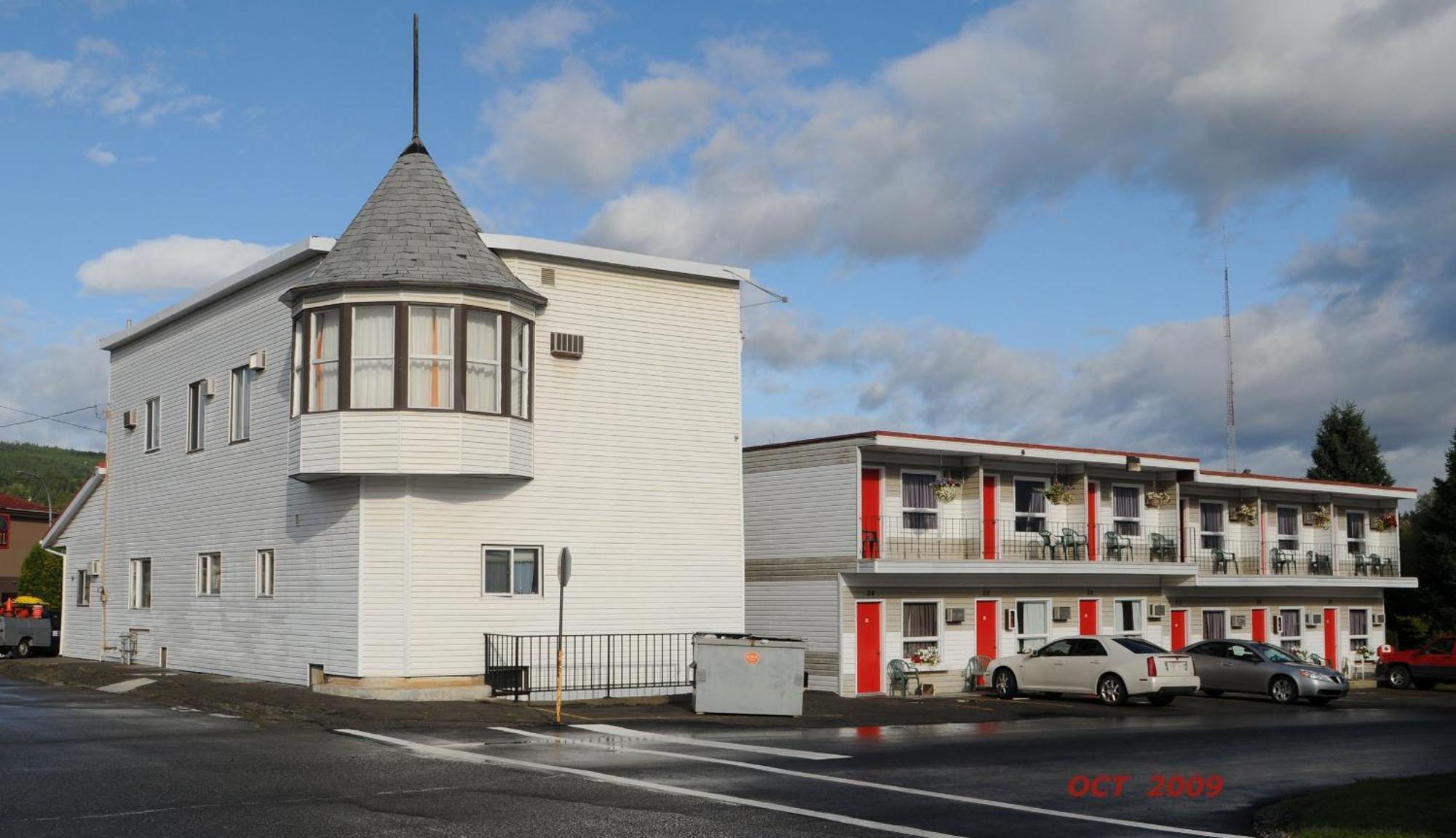 Almo Court Motel Cranbrook Exteriér fotografie